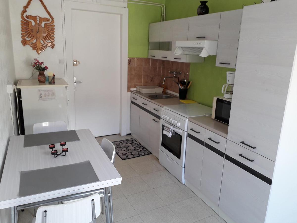 Meubles Hg Bains-Les-Bains Apartment Екстериор снимка