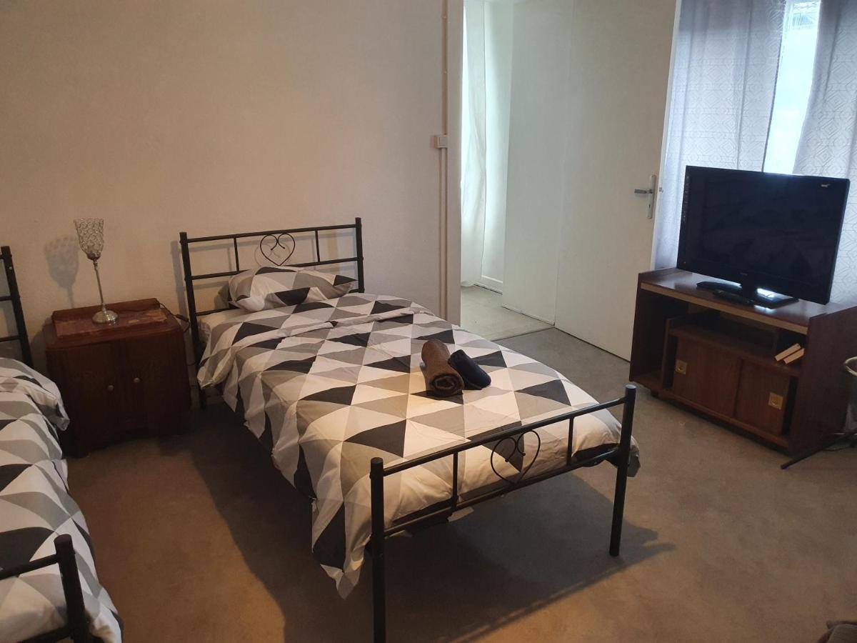 Meubles Hg Bains-Les-Bains Apartment Екстериор снимка